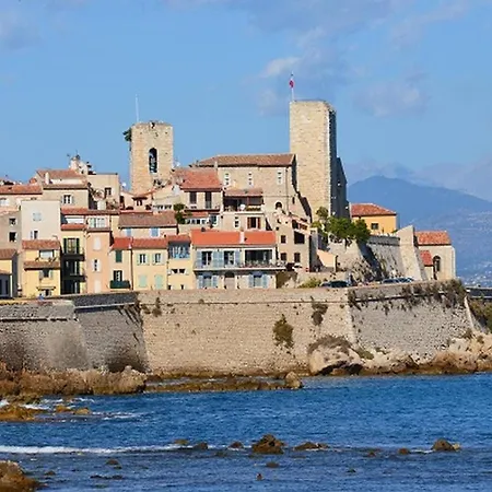 Antibes, 85 M2, Ground Floor, Large Wood Terrace